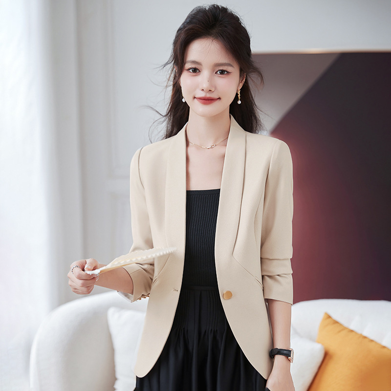 Women Formal Wear Winter - سترة رسمية للسيدات على الموضة جديدة