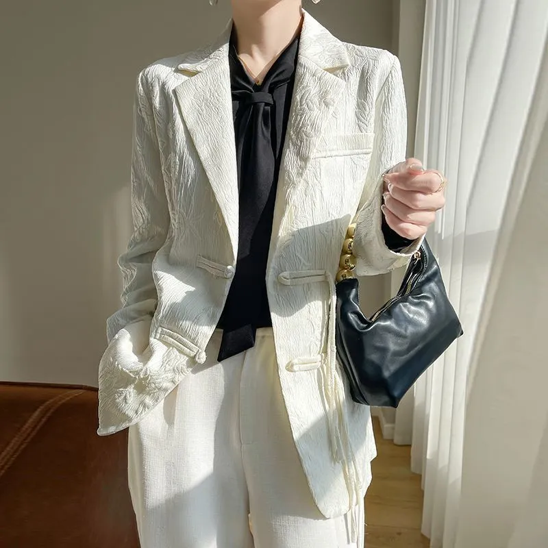Women Formal Wear Office - جاكيت بليزر نسائي أبيض منقوش بياقة