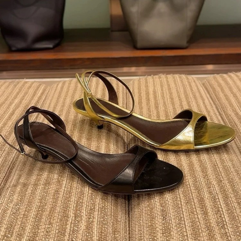 Kitten Heel Women - صنادل نسائية أنيقة ومثيرة من الجلد