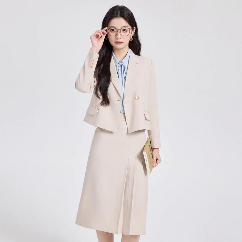 طقم بدلة تنورة للنساء مقابلة ا - مراجعة Women'S Formal Wear Petite وسعره