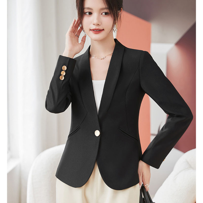 سترة رسمية للسيدات على الموضة  - مراجعة Women Formal Wear Winter وسعره