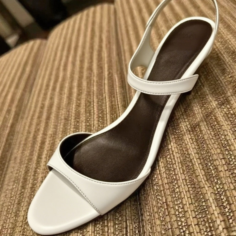 موضة هريرة كعب تصميم العلامة ا - مراجعة Kitten Heel Women وسعره