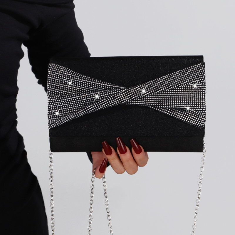 حقائب سهرة سوداء مربعة الشكل ل - مراجعة Formal Dress Female وسعره